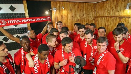 FOTO "Câinii" au înregistrat noul imn al echipei. Imagini inedite din studioul de înregistrare