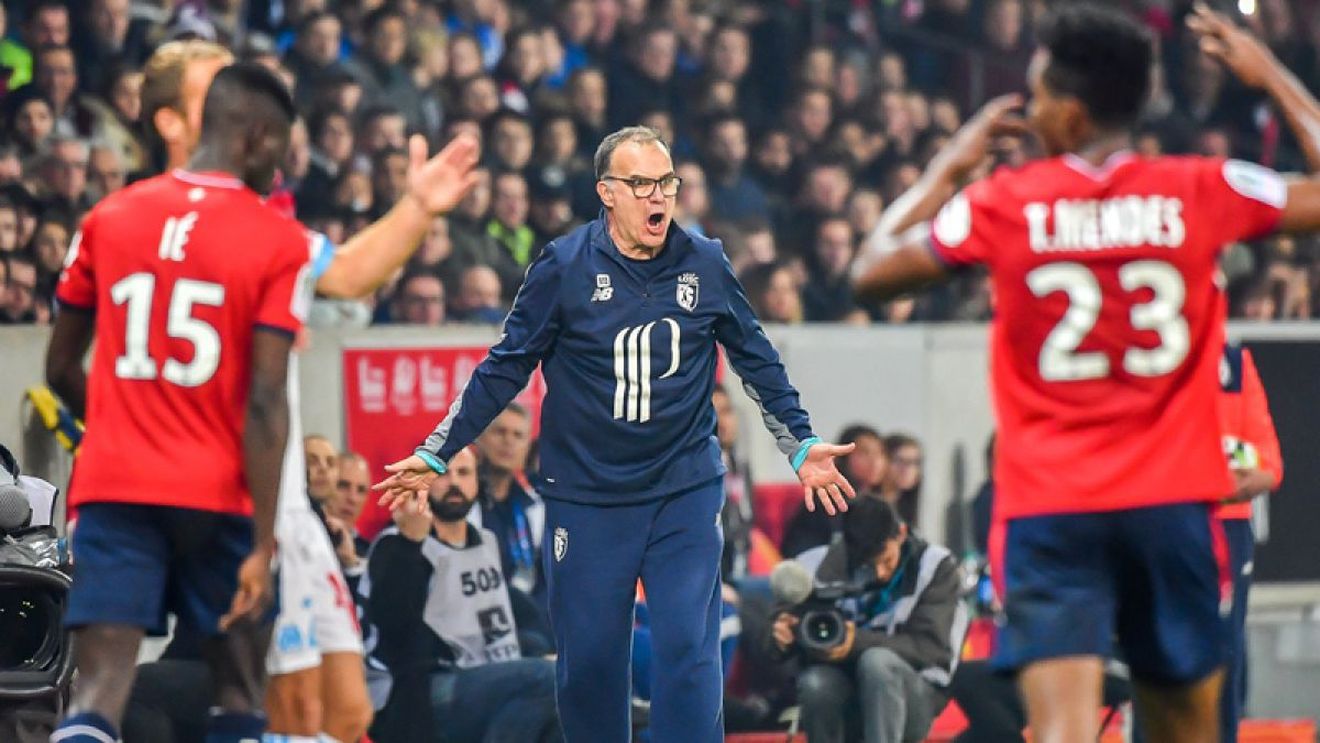 Adevăratul motiv pentru care Lille i-a arătat ușa lui Marcelo Bielsa: "Întârzieri la antrenamente și femei aduse în cantonament"