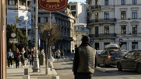 Povestea de film a fotbalistului care a jucat în România. „Dormeam în piață. Îngropam o parte din bani, ca să nu mi se fure”. Trăia în cel mai periculos cartier. „Mureau oameni zilnic”