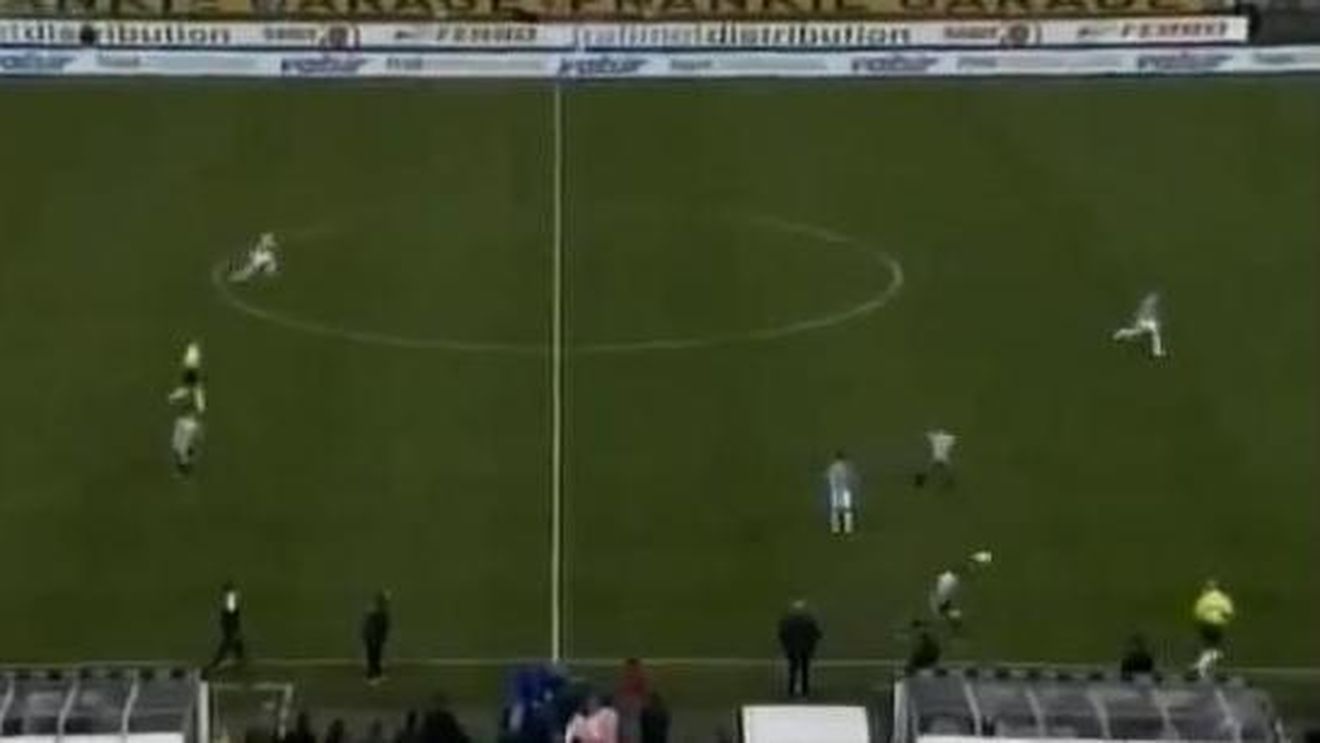 VIDEO Colegii lui Radu Ștefan au "comis-o"!** Au uitat că meciul se termină doar atunci când fluieră arbitrul