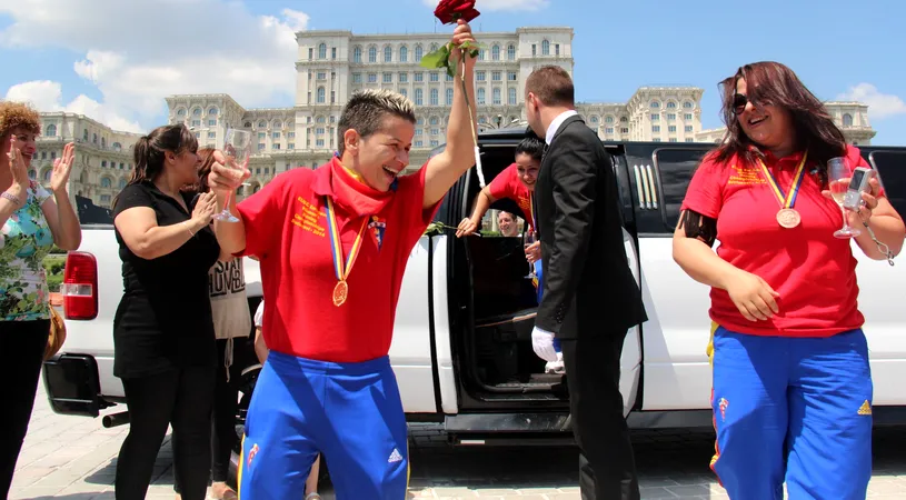 Medaliatele la Europenele de box s-au plimbat cu limuzina prin București | FOTO