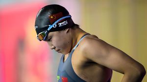 Așa ceva chiar e incredibil! Chinezoaica Yu Zidi s-a calificat la doar 12 ani în finala Campionatelor Mondiale din Singapore în proba de 200 de metri mixt