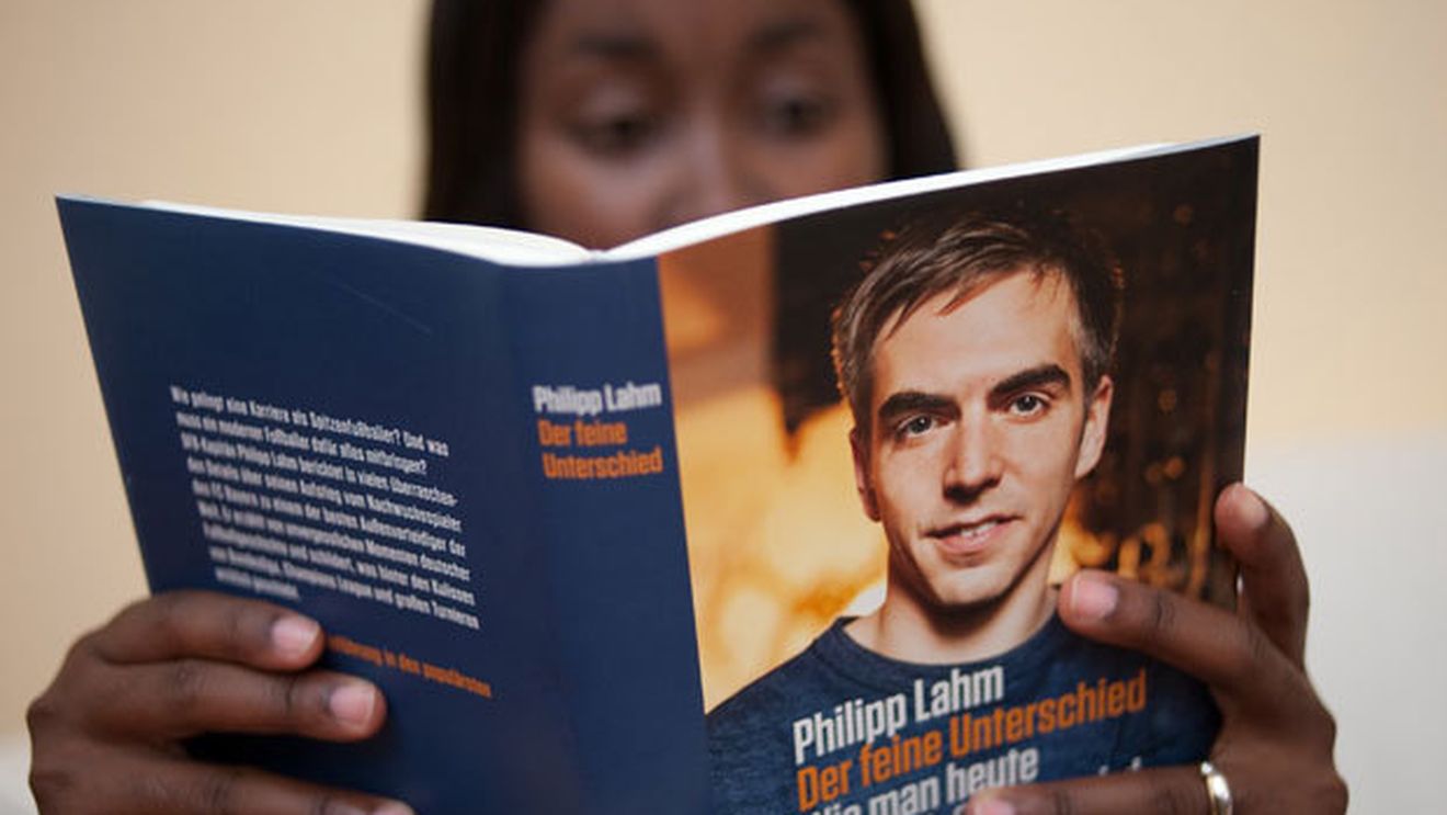 Philipp Lahm, căpitanul naționalei Germaniei:** "Nu sunt homosexual"