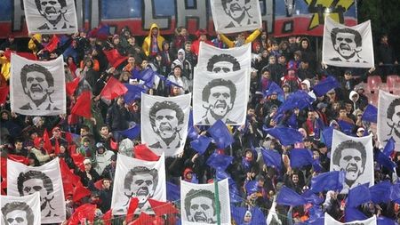 EXCLUSIV | "Băi, dacă mai faci asta, te scoate!". Când Steaua juca trei ani la rând în grupele Ligii și "Fiara" făcea legea. "Ce ar trebui să învețe Florin Tănase?"