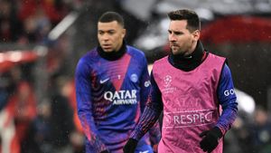 Lionel Messi și Kylian Mbappe, țintele ironiilor după eliminarea din Liga Campionilor! Glumele au acaparat internetul | GALERIE FOTO