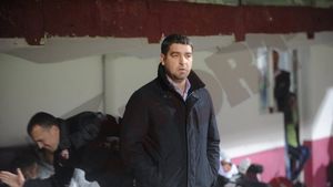 Jocul "câinilor" l-a lăsat fără cuvinte:** "Remiza nu ajută nicio echipă! Nu sunt foarte multe de spus" Ciobi nu crede că Dinamo este în criză