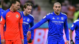 Îl pierde Adrian Mititelu pe cel mai spectaculos fotbalist de la FC U Craiova? Ce clauză de transfer trebuie să plătească patronul oltenilor: „Este letal dacă are spații libere” | EXCLUSIV