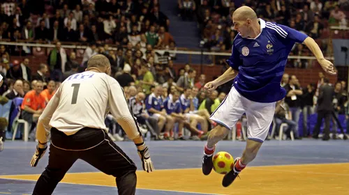 VIDEO SPECTACOL **Zidane a făcut show cu naționala de veterani a Algeriei