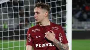 Fotbalistul de 15.000.000 de euro al lui Nelu Varga rămâne la CFR Cluj: „Nu vrem să-l transferăm pe Louis Munteanu"