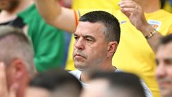 Cosmin Contra a ironizat decizia lui Gică Hagi de a-l folosi atacant pe Man: „Poate îl vedem și pe Stanciu vârf împins!”