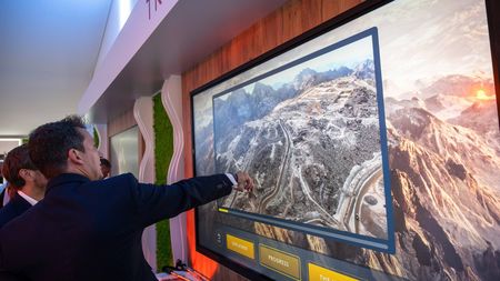 A 8-a minune a lumii! Arabia Saudită construieşte o stațiune de schi în deşert: va costa 14 miliarde de euro şi toată zăpada va fi artificială: „E inimaginabil”