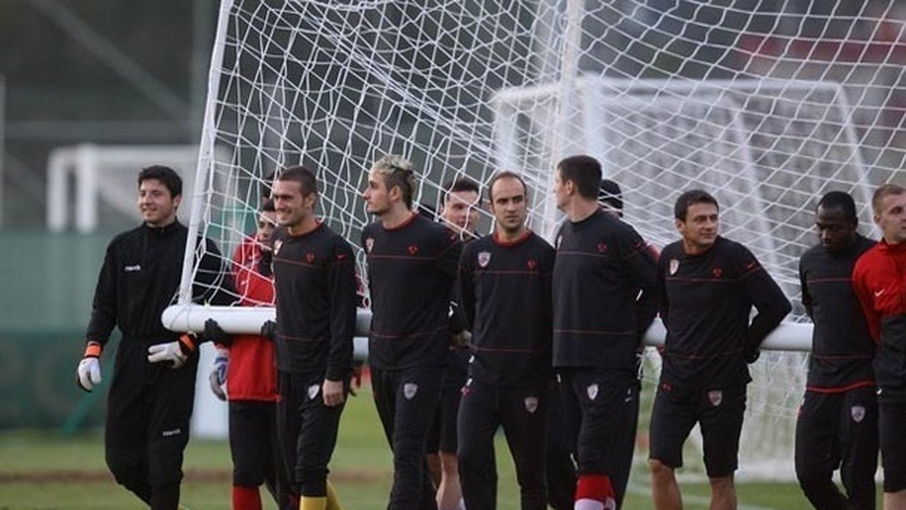 Primele transferuri în Ștefan cel Mare!** VEZI cei doi jucători care au ajuns în curtea lui Dinamo