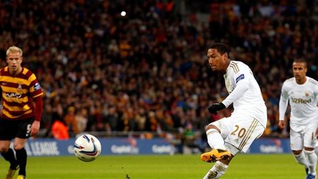 Veste bună pentru Petrolul: olandezul De Guzman poate rata turul din play-off