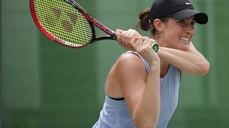 "Parcă aveam o gaură în piept. Mă simțeam minusculă - ceea ce este absurd, pentru că am 1,83 m. Nu înțelegi viața unei jucătoare până când nu ajungi acolo, este copleșitor". Mărturia unei tenismene care, la 22 de ani, a luptat cu depresia clinică