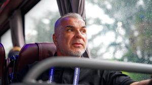 Arabii sunt fascinați de puterea discursului lui Cosmin Olăroiu. Cum l-au numit qatarezii pe român înaintea meciului decisiv pentru calificarea la Cupa Mondială