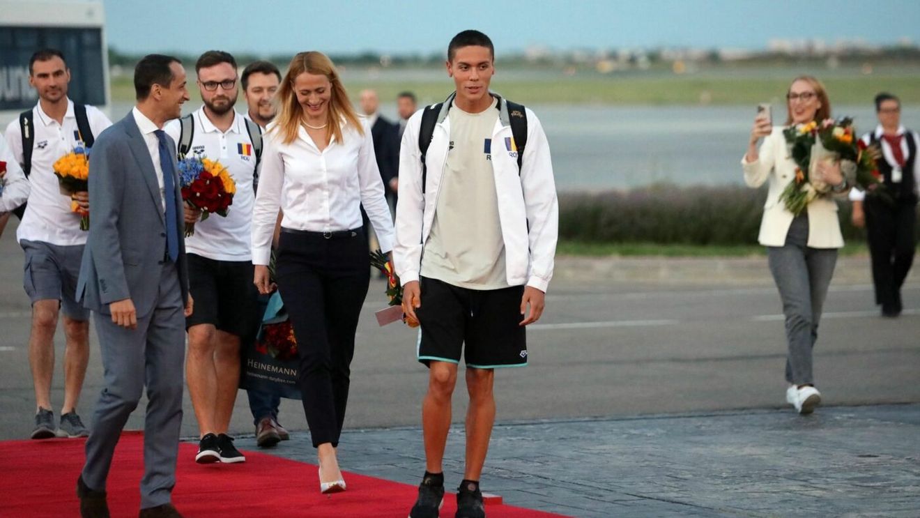 Camelia Potec, prima reacție după ce David Popovici s-a retras din finală la Campionatele Europene de la Roma: „Este foarte obosit și va pleca în Peru!”