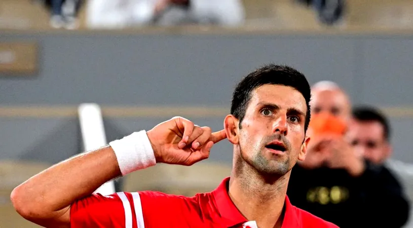 Gestul superb al lui Novak Djokovic, după ce a triumfat în finala cu Stefanos Tsitsipas de la Roland Garros 2021! Momentul viral, ratat de camerele TV | VIDEO