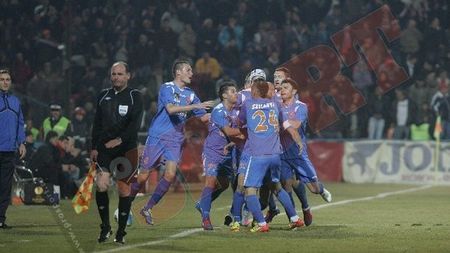 Sabău explică cum a bătut Steaua și Astra!** "Am avut 3 antrenori pe teren"