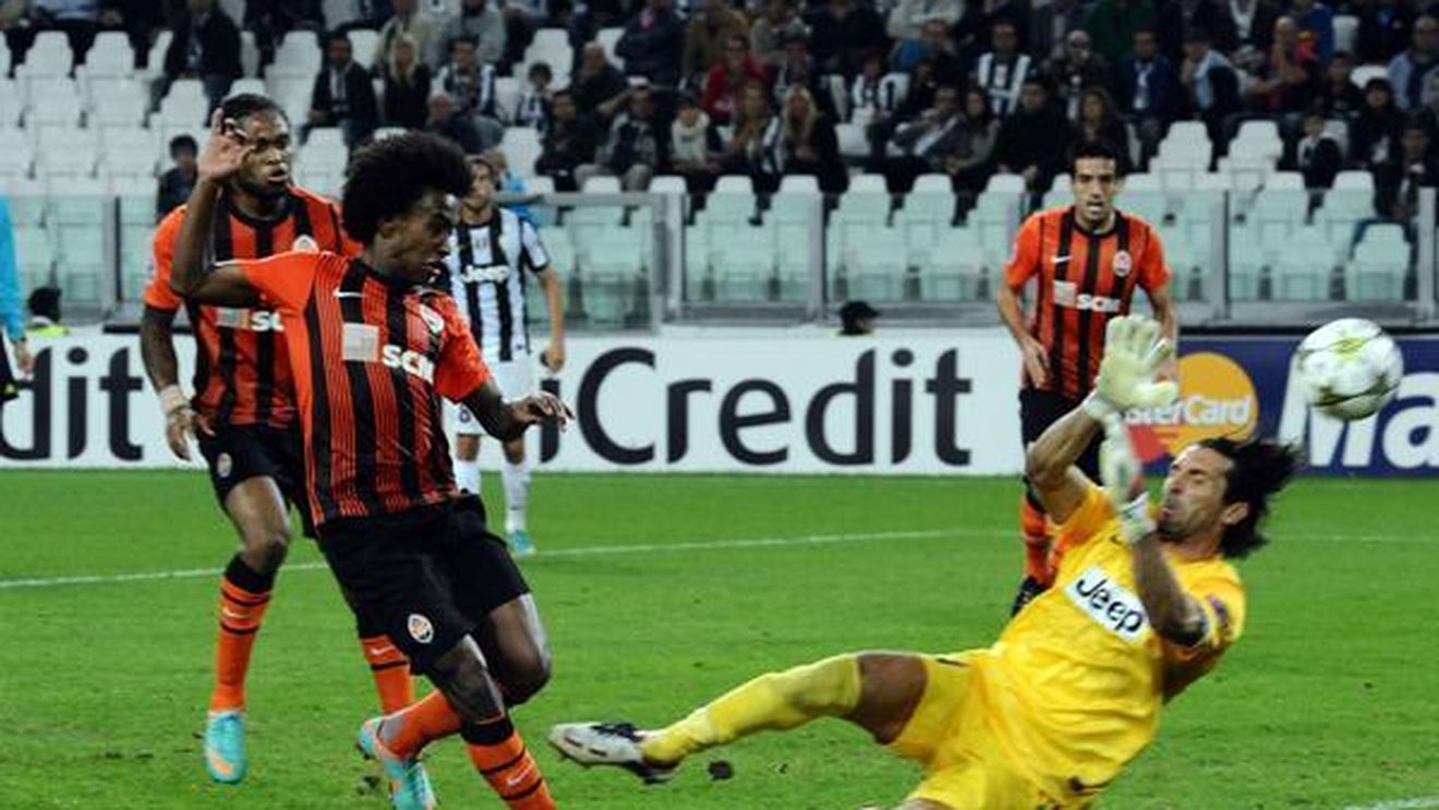 'Ni-l dorim pe Neymar, dar revenind la realitate el o țintă mai abordabilă'** "Perla" pe care Lucescu o pregătește de "export"