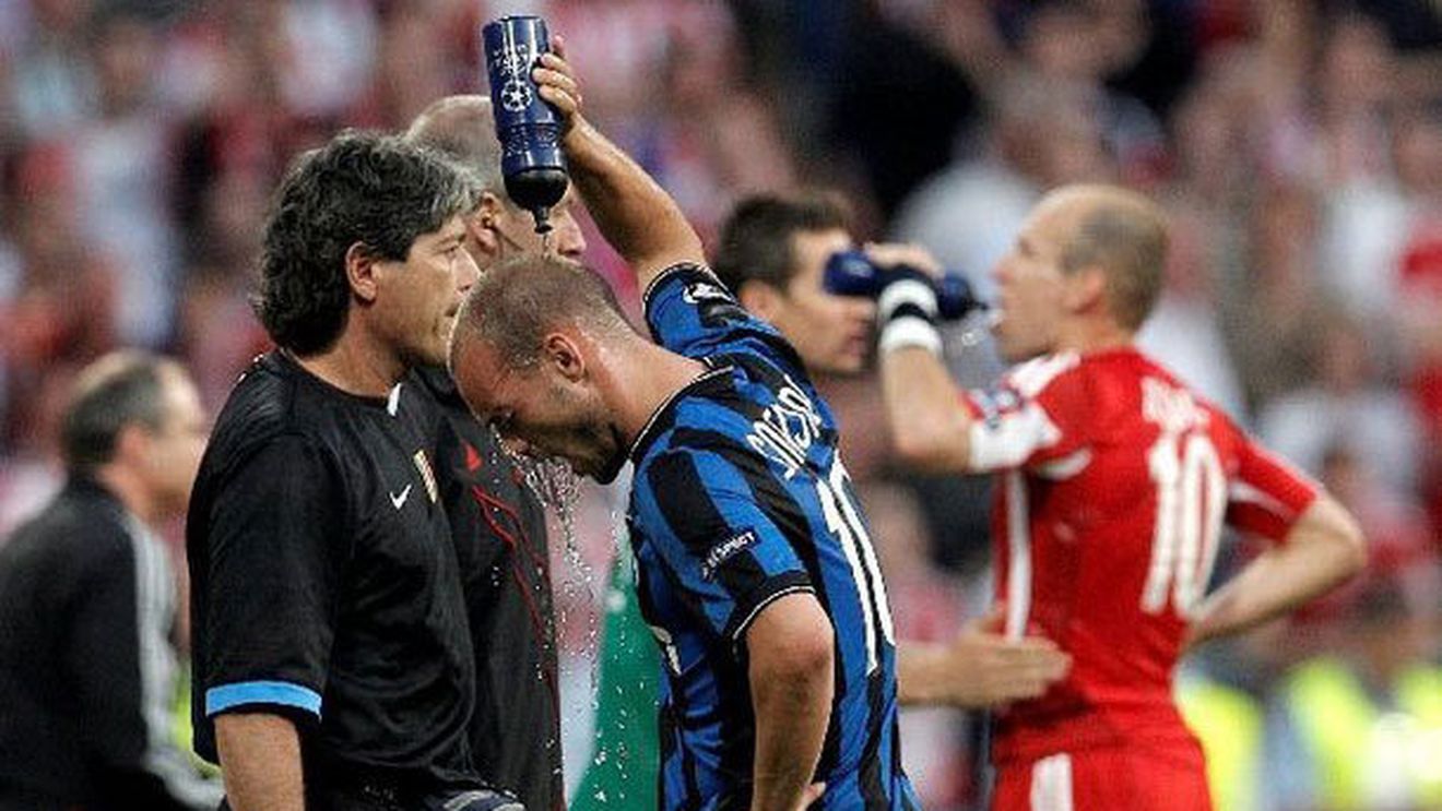 Sneijder rămâne la Inter! "Există cluburi care ar dori să mă transfere, dar mă simt bine la Milano"