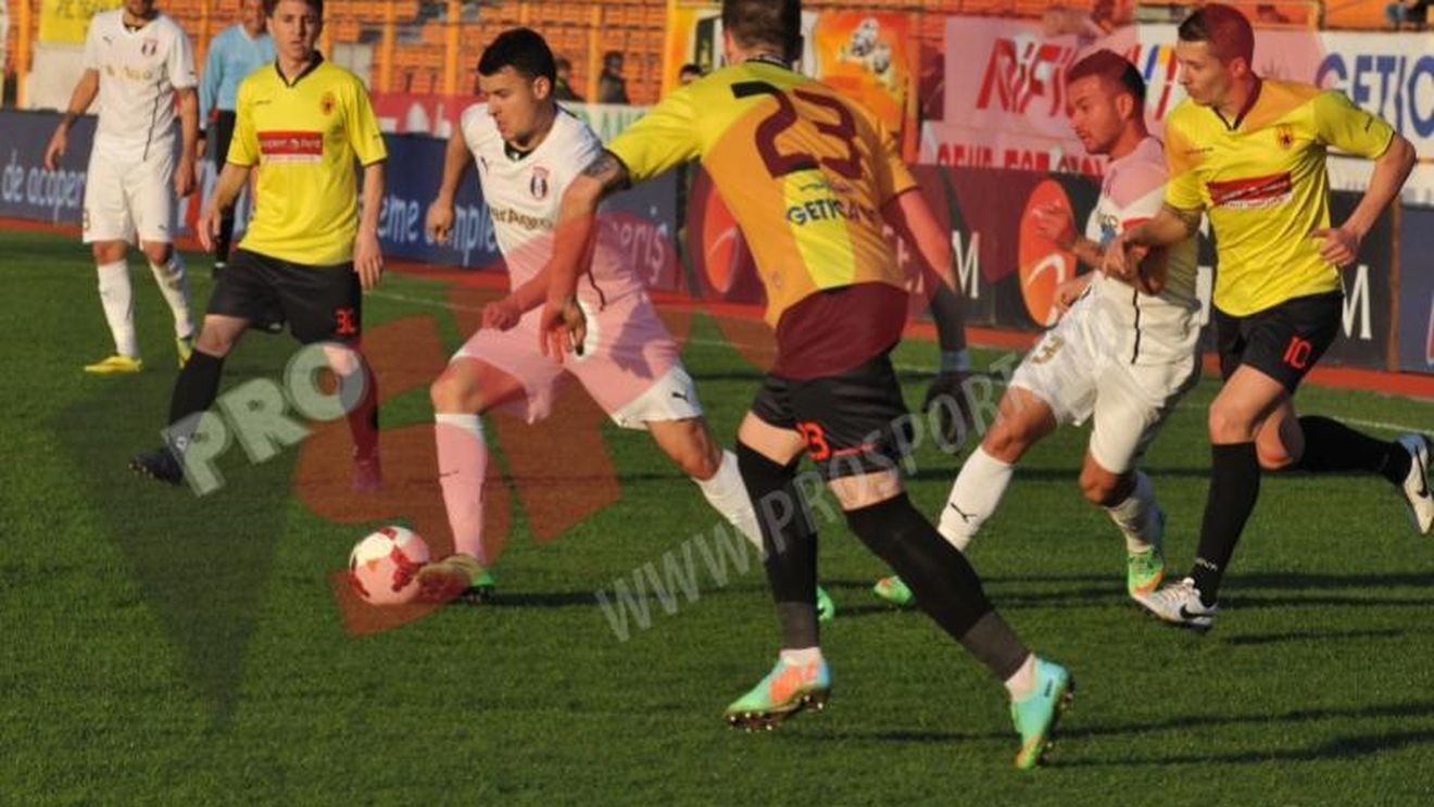 Întoarcerea fiului risipitor. Astra învinge Ceahlăul prin golurile lui Yazalde și "renegatului" Alibec: 2-0