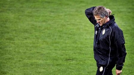 Standard, la 18 puncte de liderul Anderlecht!** Boloni a răbufnit: "Lăsați-mă în pace!"