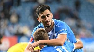 Transferul lui Andrei Ivan la Adanaspor a devenit oficial. Un fost coleg de la Universitatea Craiova îl așteaptă la echipa turcă