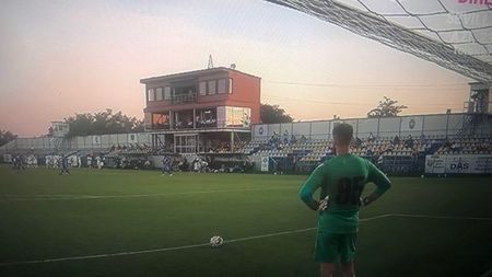 FC Voluntari riscă să fie sancționată? Gică Popescu a rămas uimit când a văzut suporteri în tribune: „Mă întrebam dacă nu cumva li s-a dat drumul spectatorilor!”