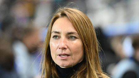 Fără precedent! Ce a putut spune în direct comentatorul partidei de fotbal